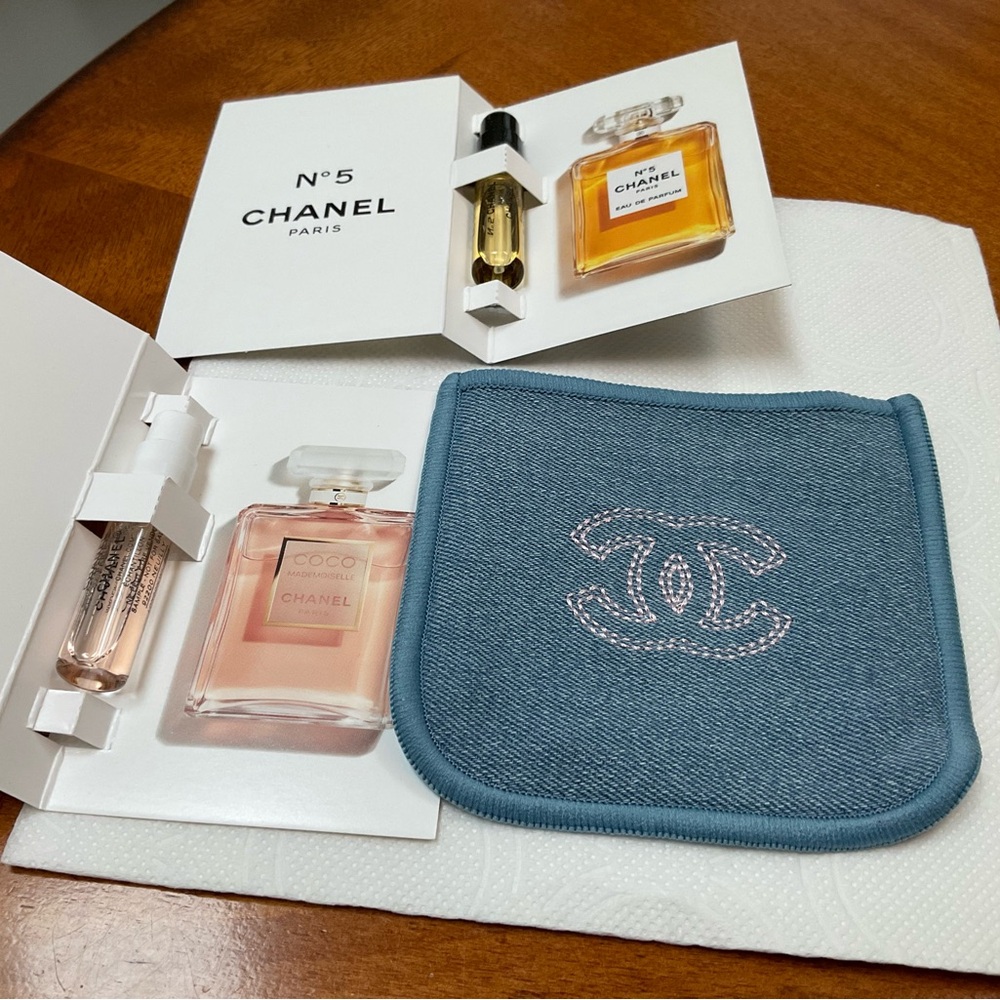 CHANEL Denim Pouch, Limited Edition, No. 5, Mademoiselle AUTHENTIC NWT